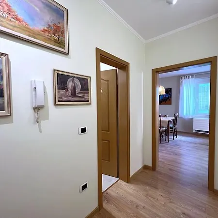 Appartement Downtown Apartment Tirana